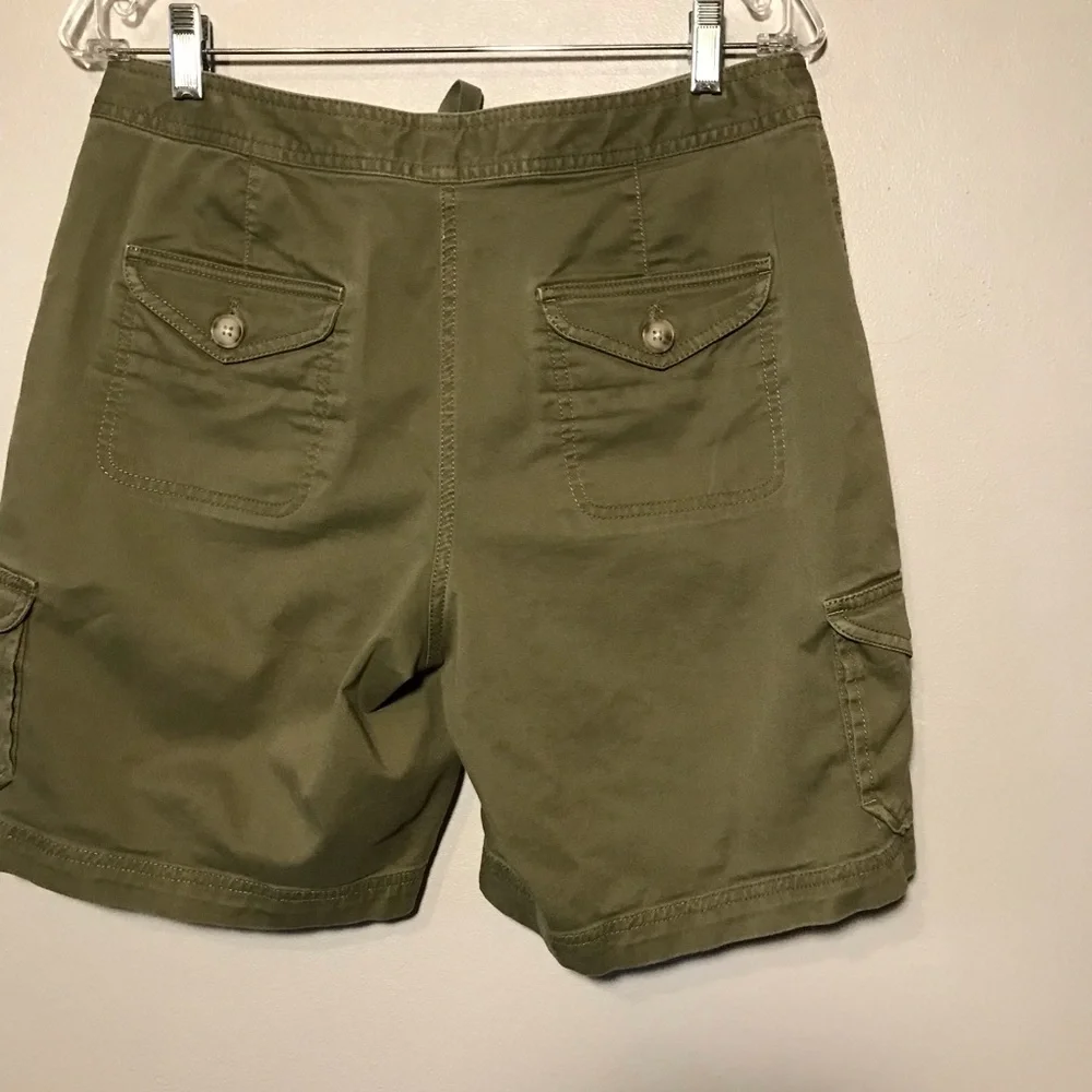 L. L. Bean Women's Shorts Size 10 Green Cargo Pockets Drawstring Cotton Spandex - Picture 6 of 9
